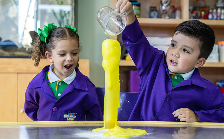 kinder cerca de mi ubicación